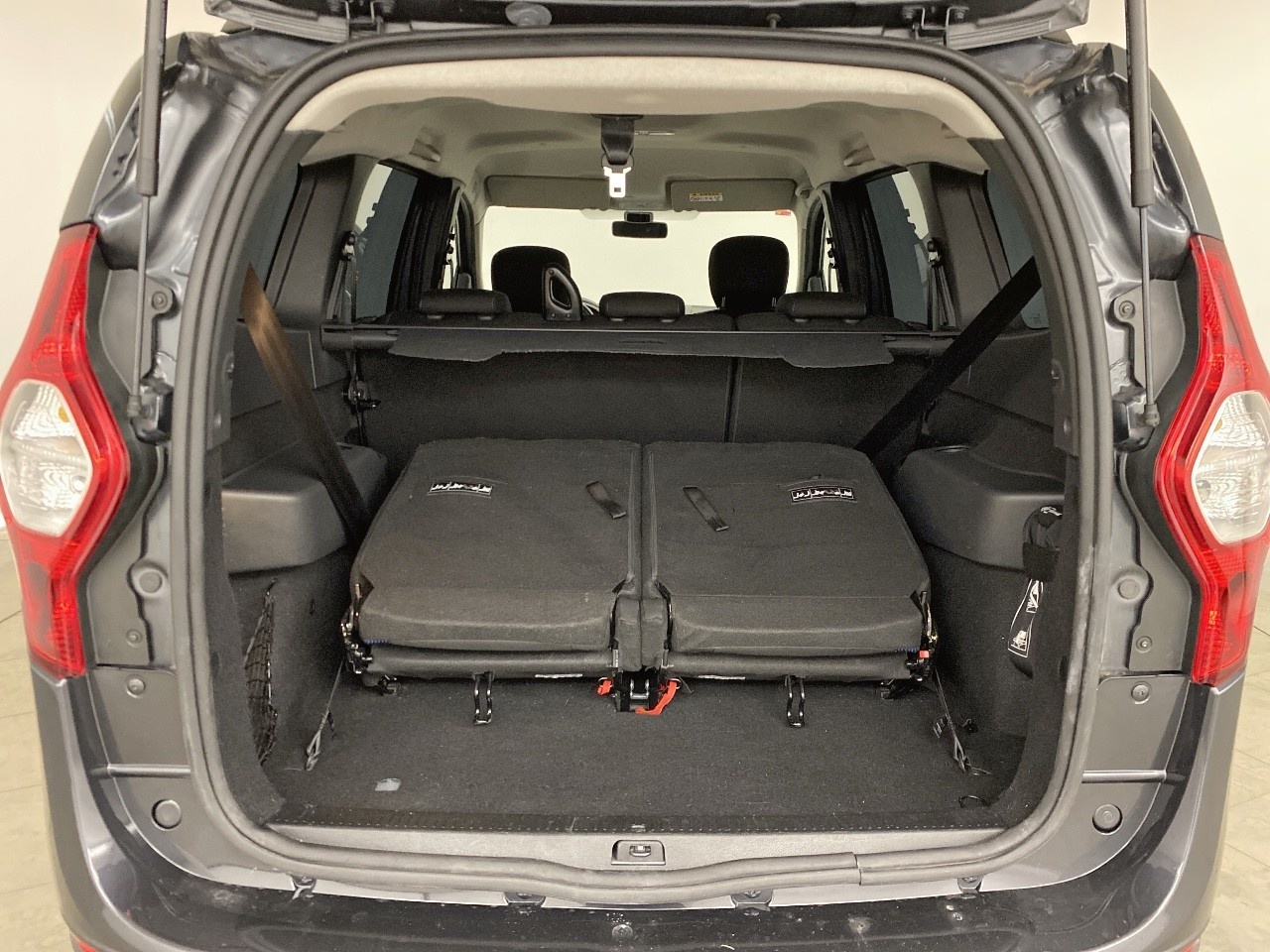 Dacia Lodgy Aniversario 1.6 80 kW (107 CV) GLP - 13