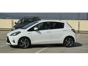 Toyota Yaris 100H Feel 74 kW (100 CV)