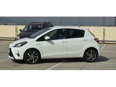 Toyota Yaris 100H Feel 74 kW (100 CV) Toyota Yaris 100H Feel 74 kW (100 CV)