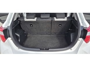 Toyota Yaris 100H Feel 74 kW (100 CV)