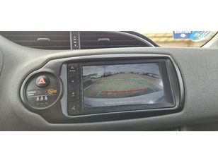 Toyota Yaris 100H Feel 74 kW (100 CV)