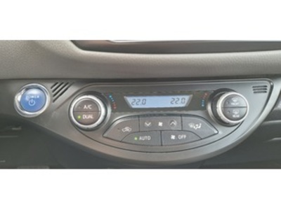 Toyota Yaris 100H Feel 74 kW (100 CV) Toyota Yaris 100H Feel 74 kW (100 CV)