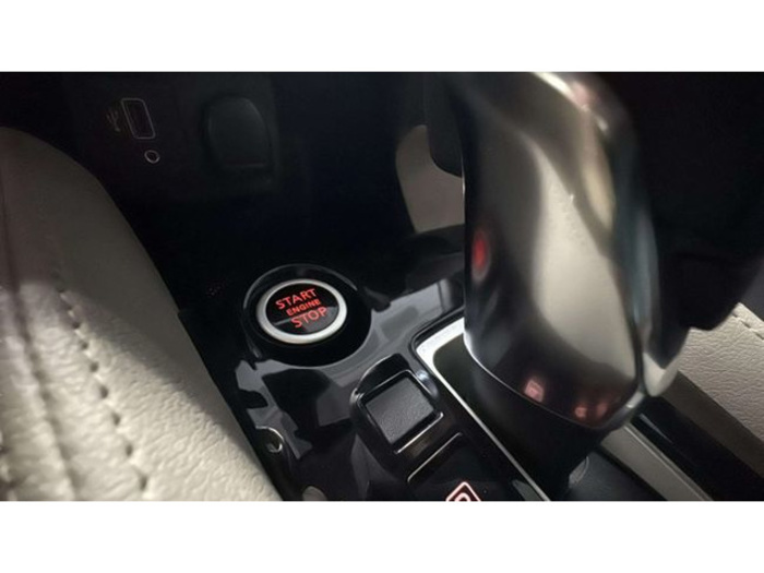 NissanMicra IG-T Tekna 74 kW (100 CV) Vehículo usado en Barcelona - 17 NissanMicra IG-T Tekna 74 kW (100 CV) Vehículo usado en Barcelona - 17