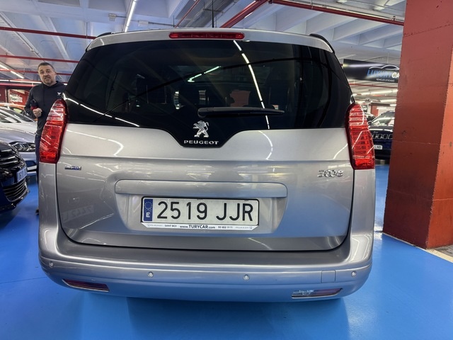 Peugeot5008 1.6 BlueHDi FAP Allure 88 kW (120 CV) Vehículo usado en Barcelona - 8