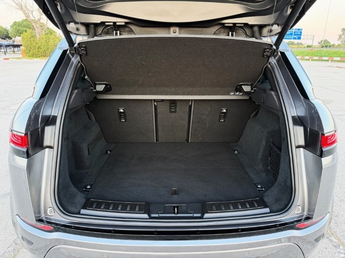 Land RoverRange Rover Evoque D163 MHEV R-Dynamic S 4WD Auto 120 kW (163 CV) Vehículo usado en Barcelona - 36 Land RoverRange Rover Evoque D163 MHEV R-Dynamic S 4WD Auto 120 kW (163 CV) Vehículo usado en Barcelona - 36