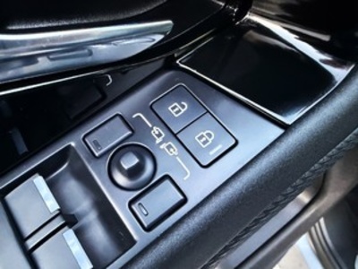 Land Rover Range Rover Evoque D163 MHEV R-Dynamic S 4WD Auto 120 kW (163 CV) Land Rover Range Rover Evoque D163 MHEV R-Dynamic S 4WD Auto 120 kW (163 CV)