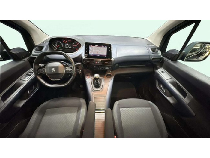 PeugeotRifter PureTech 110 Active Standard 81 kW (110 CV) Vehículo usado en Barcelona - 7 PeugeotRifter PureTech 110 Active Standard 81 kW (110 CV) Vehículo usado en Barcelona - 7