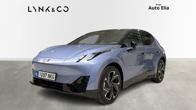 Lynk & Co02 BEV 66kWh More 200 kW (272 CV)