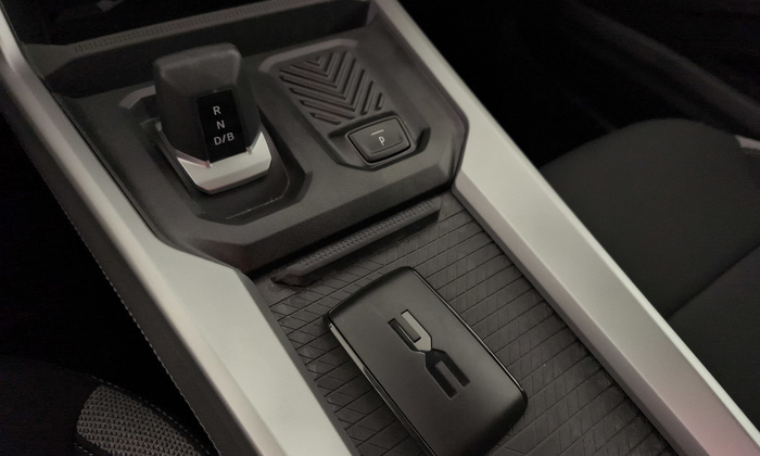 Dacia Bigster Hybrid Journey 4x2 114 kW (155 CV) - 24 Dacia Bigster Hybrid Journey 4x2 114 kW (155 CV) - 24