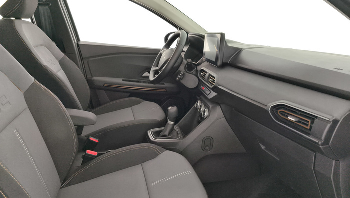 Dacia Jogger Extreme Go Hybrid 103 kW (140 CV) - 15 Dacia Jogger Extreme Go Hybrid 103 kW (140 CV) - 15