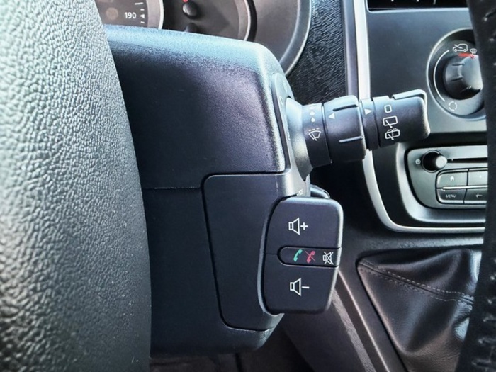 RenaultKangoo Combi Expression Energy M1-AF Tce 85 kW (115 CV) Vehículo usado en Barcelona - 20 RenaultKangoo Combi Expression Energy M1-AF Tce 85 kW (115 CV) Vehículo usado en Barcelona - 20