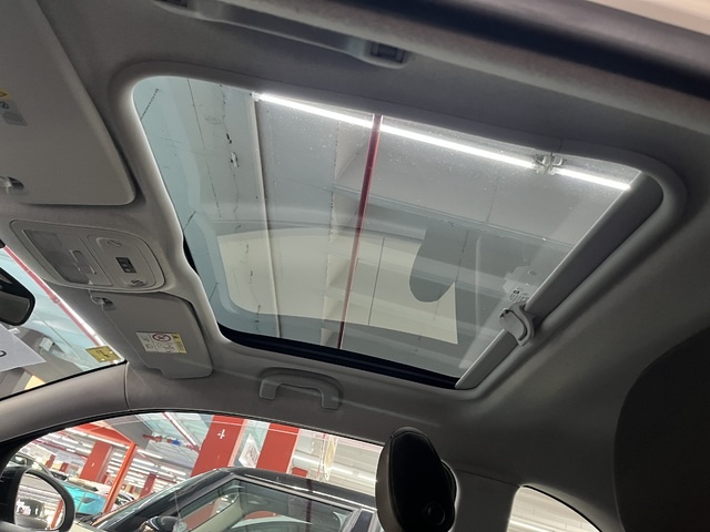 OpelAdam 1.4 XEL Glam EASYTRONIC 64 kW (87 CV) Vehículo usado en Barcelona - 9