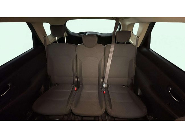 KiaCarens 1.7 CRDi VGT Drive Eco-Dynamics 85 kW (115 CV) Vehículo usado en Barcelona - 8