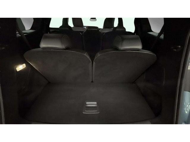 Peugeot5008 Hybrid 1.2 Allure eDCS6 100 kW (136 CV) Vehículo usado en Barcelona - 21