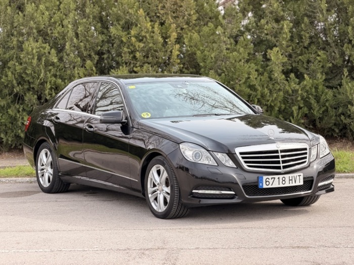 Mercedes-BenzClase E E 220 CDI Avantgarde 125 kW (170 CV) Vehículo usado en Barcelona - 9 Mercedes-BenzClase E E 220 CDI Avantgarde 125 kW (170 CV) Vehículo usado en Barcelona - 9