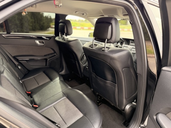 Mercedes-BenzClase E E 220 CDI Avantgarde 125 kW (170 CV) Vehículo usado en Barcelona - 14 Mercedes-BenzClase E E 220 CDI Avantgarde 125 kW (170 CV) Vehículo usado en Barcelona - 14
