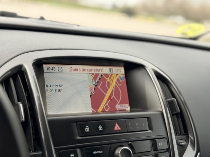 OpelAstra Sports Tourer 1.7 CDTI S&S Sportive 96 kW (130 CV) Vehículo usado en Barcelona - 20 OpelAstra Sports Tourer 1.7 CDTI S&S Sportive 96 kW (130 CV) Vehículo usado en Barcelona - 20