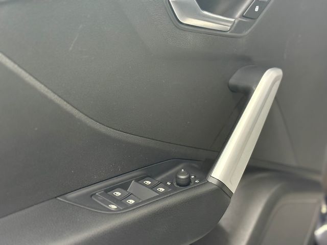 AudiQ2 design edition 1.4 TFSI COD 110 kW (150 CV) S tronic Vehículo usado en Barcelona - 12