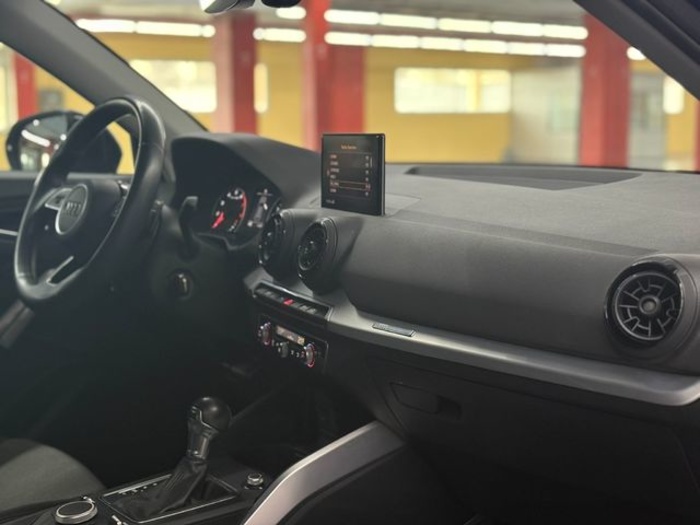 AudiQ2 design edition 1.4 TFSI COD 110 kW (150 CV) S tronic Vehículo usado en Barcelona - 18 AudiQ2 design edition 1.4 TFSI COD 110 kW (150 CV) S tronic Vehículo usado en Barcelona - 18