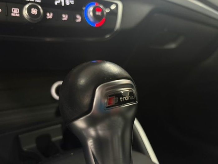 AudiQ2 design edition 1.4 TFSI COD 110 kW (150 CV) S tronic Vehículo usado en Barcelona - 29 AudiQ2 design edition 1.4 TFSI COD 110 kW (150 CV) S tronic Vehículo usado en Barcelona - 29