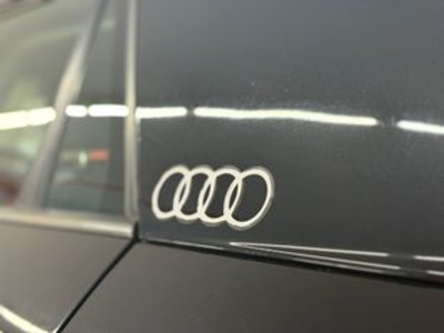 Audi Q2 design edition 1.4 TFSI COD 110 kW (150 CV) S tronic Audi Q2 design edition 1.4 TFSI COD 110 kW (150 CV) S tronic