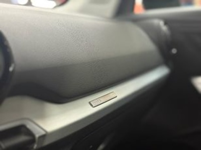 Audi Q2 design edition 1.4 TFSI COD 110 kW (150 CV) S tronic Audi Q2 design edition 1.4 TFSI COD 110 kW (150 CV) S tronic