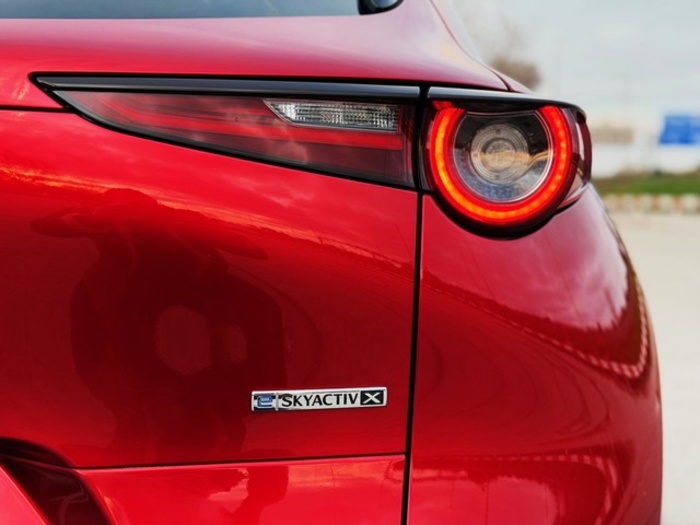 MazdaCX-30 2.0 Skyactiv-X Evolution 2WD 137 kW (186 CV) Vehículo usado en Barcelona - 15 MazdaCX-30 2.0 Skyactiv-X Evolution 2WD 137 kW (186 CV) Vehículo usado en Barcelona - 15