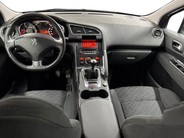 Peugeot3008 1.6 BlueHDI FAP Style 88 kW (120 CV) Vehículo usado en Barcelona - 11 Peugeot3008 1.6 BlueHDI FAP Style 88 kW (120 CV) Vehículo usado en Barcelona - 11