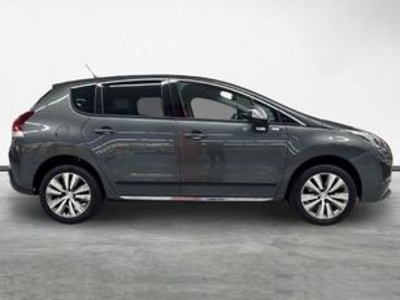 Peugeot 3008 1.6 BlueHDI FAP Style 88 kW (120 CV) Peugeot 3008 1.6 BlueHDI FAP Style 88 kW (120 CV)