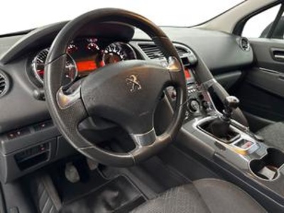 Peugeot 3008 1.6 BlueHDI FAP Style 88 kW (120 CV) Peugeot 3008 1.6 BlueHDI FAP Style 88 kW (120 CV)