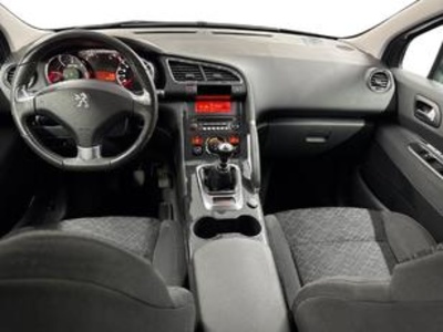 Peugeot 3008 1.6 BlueHDI FAP Style 88 kW (120 CV) Peugeot 3008 1.6 BlueHDI FAP Style 88 kW (120 CV)