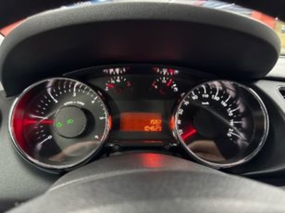 Peugeot 3008 1.6 BlueHDI FAP Style 88 kW (120 CV) Peugeot 3008 1.6 BlueHDI FAP Style 88 kW (120 CV)