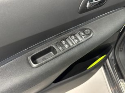 Peugeot 3008 1.6 BlueHDI FAP Style 88 kW (120 CV) Peugeot 3008 1.6 BlueHDI FAP Style 88 kW (120 CV)