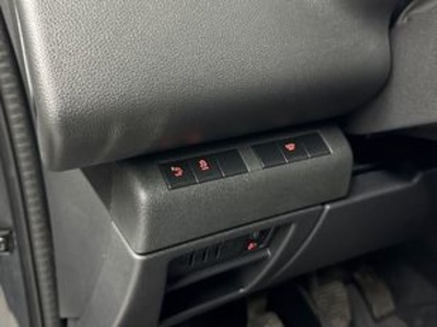 Peugeot 3008 1.6 BlueHDI FAP Style 88 kW (120 CV) Peugeot 3008 1.6 BlueHDI FAP Style 88 kW (120 CV)