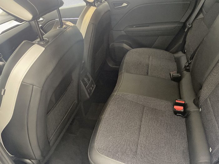 Renault Captur Techno TCe 103 kW (140 CV) GPF EDC - 9 Renault Captur Techno TCe 103 kW (140 CV) GPF EDC - 9