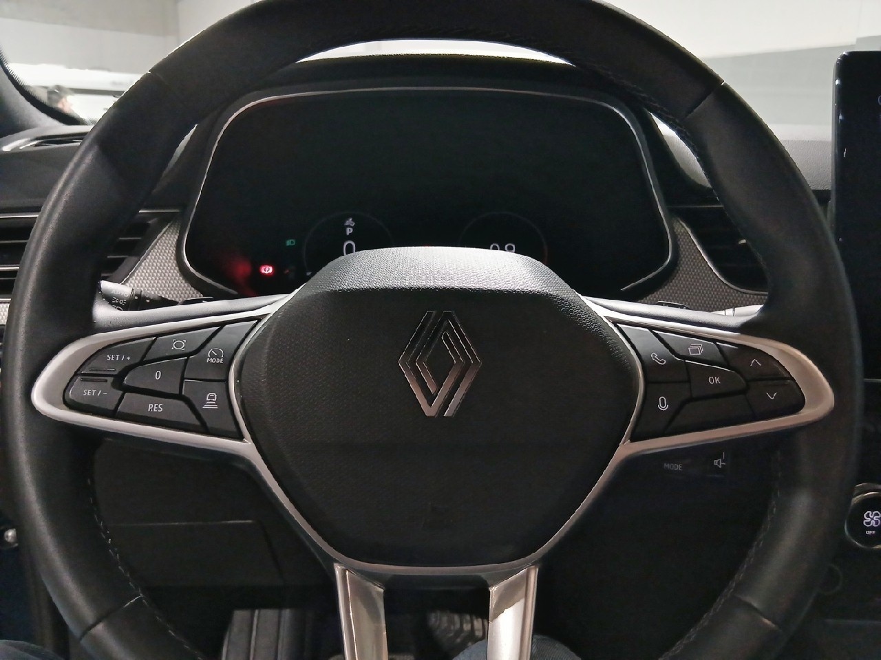 Renault Arkana Techno TCe 140 Mild hybrid EDC 103 kW (140 CV) - 17