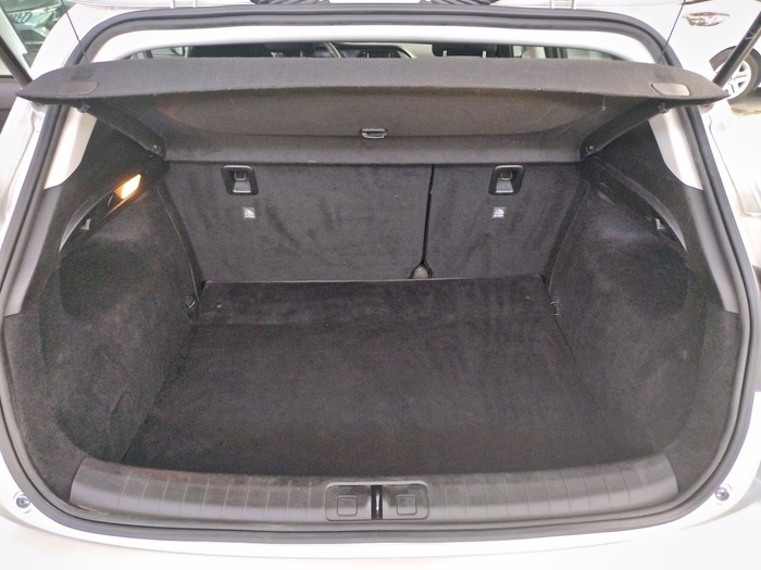 Fiat Tipo 1.3 Multijet II Easy 70 kW (95 CV) - 12 Fiat Tipo 1.3 Multijet II Easy 70 kW (95 CV) - 12