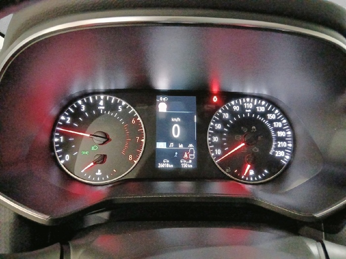 Renault Clio Intens TCe 66 kW (90 CV) - 8 Renault Clio Intens TCe 66 kW (90 CV) - 8