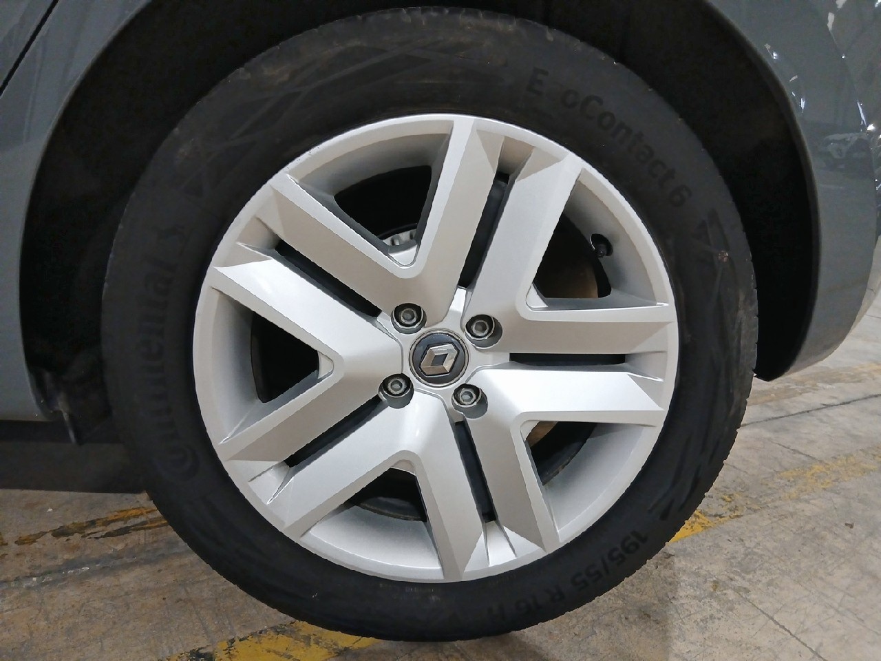 Renault Clio Intens TCe 66 kW (90 CV) - 10