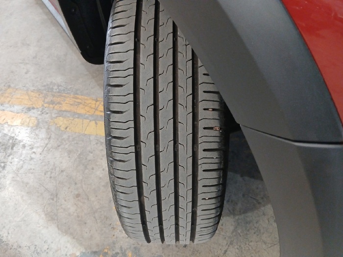 Dacia Sandero Stepway Essential TCe 74 kW (100 CV) - 12 Dacia Sandero Stepway Essential TCe 74 kW (100 CV) - 12