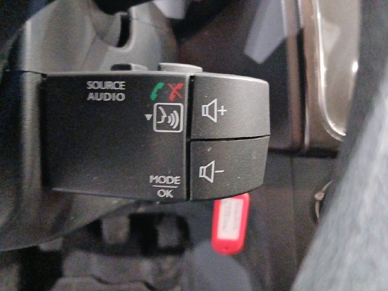 Dacia Sandero Stepway Essential TCe 74 kW (100 CV) - 17