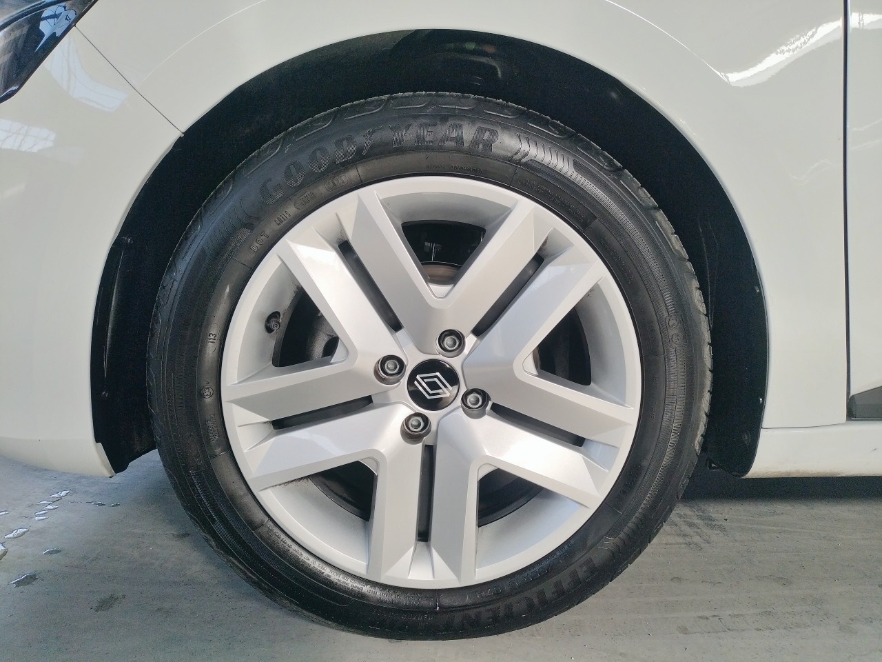 Renault Clio Eco-G 100 GLP Evolution 74 kW (100 CV) - 10