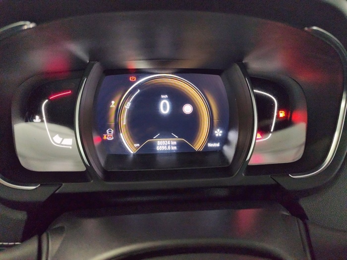 Renault Grand Scenic Zen TCe 103 kW (140 CV) GPF - 8 Renault Grand Scenic Zen TCe 103 kW (140 CV) GPF - 8