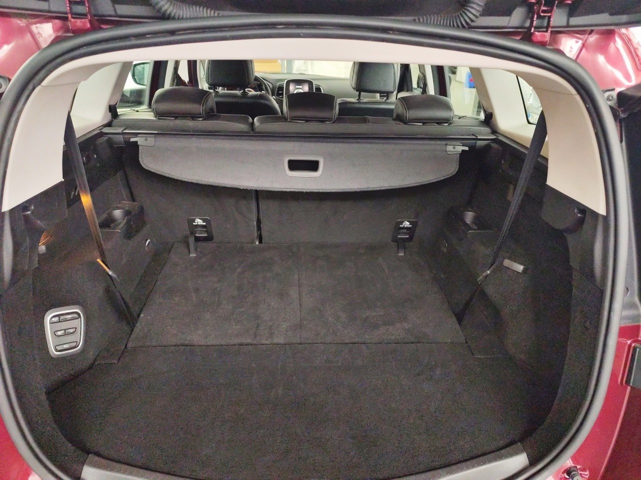 Renault Grand Scenic Zen TCe 103 kW (140 CV) GPF - 12