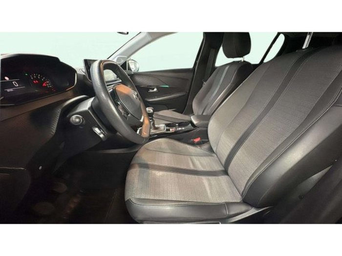 Peugeot208 PureTech 100 Allure 75 kW (100 CV) Vehículo usado en Barcelona - 9 Peugeot208 PureTech 100 Allure 75 kW (100 CV) Vehículo usado en Barcelona - 9