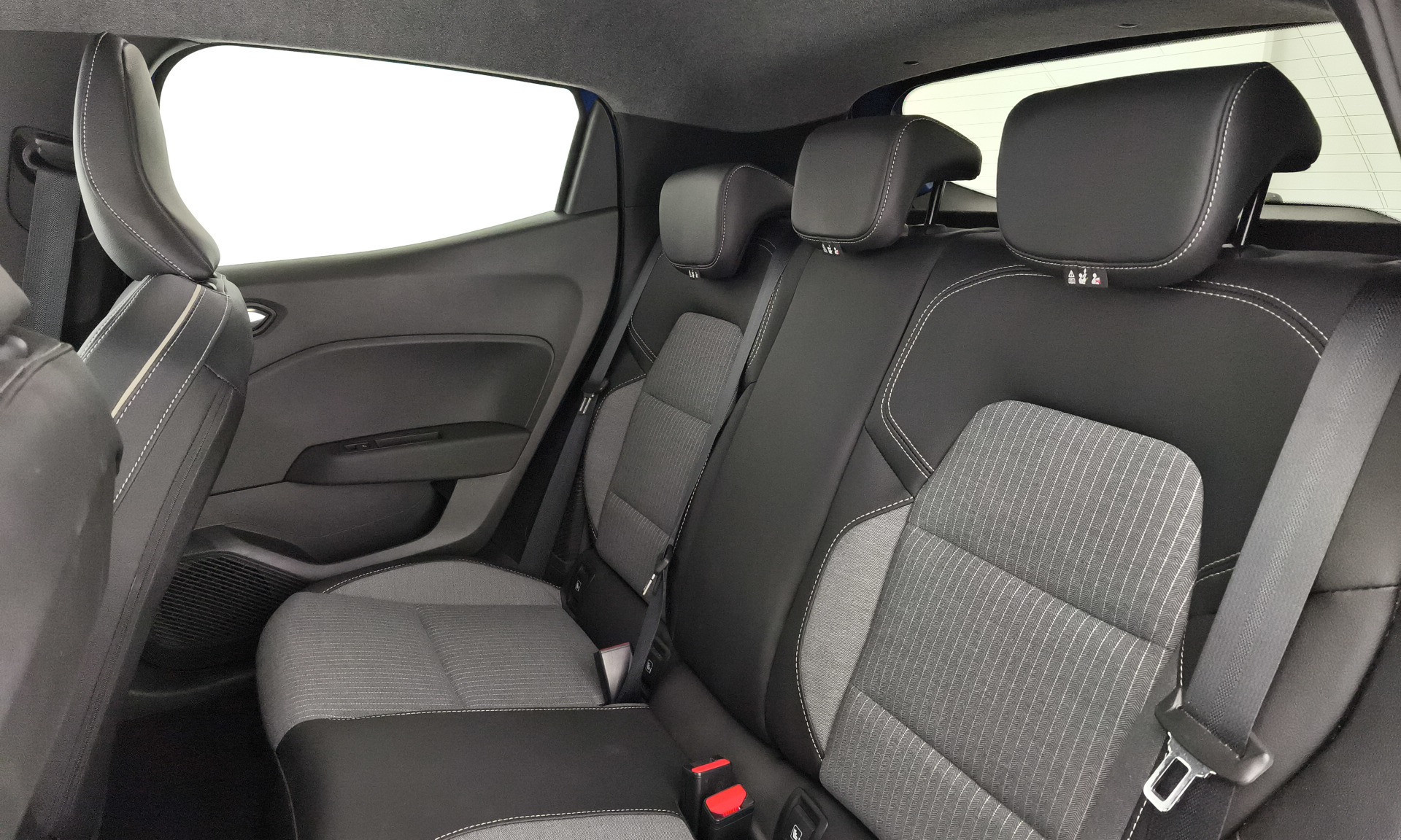 Renault Clio E-Tech full hybrid 145 Techno 105 kW (143 CV) - 13