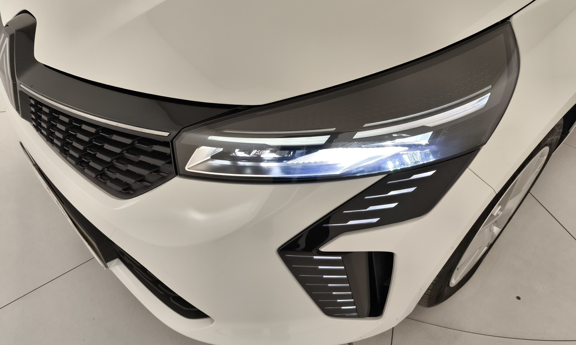 Renault Clio Evolution dCi 74 kW (100 CV) - 7