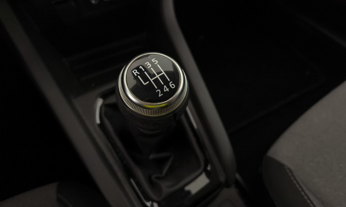 Renault Clio Evolution dCi 74 kW (100 CV) - 24 Renault Clio Evolution dCi 74 kW (100 CV) - 24