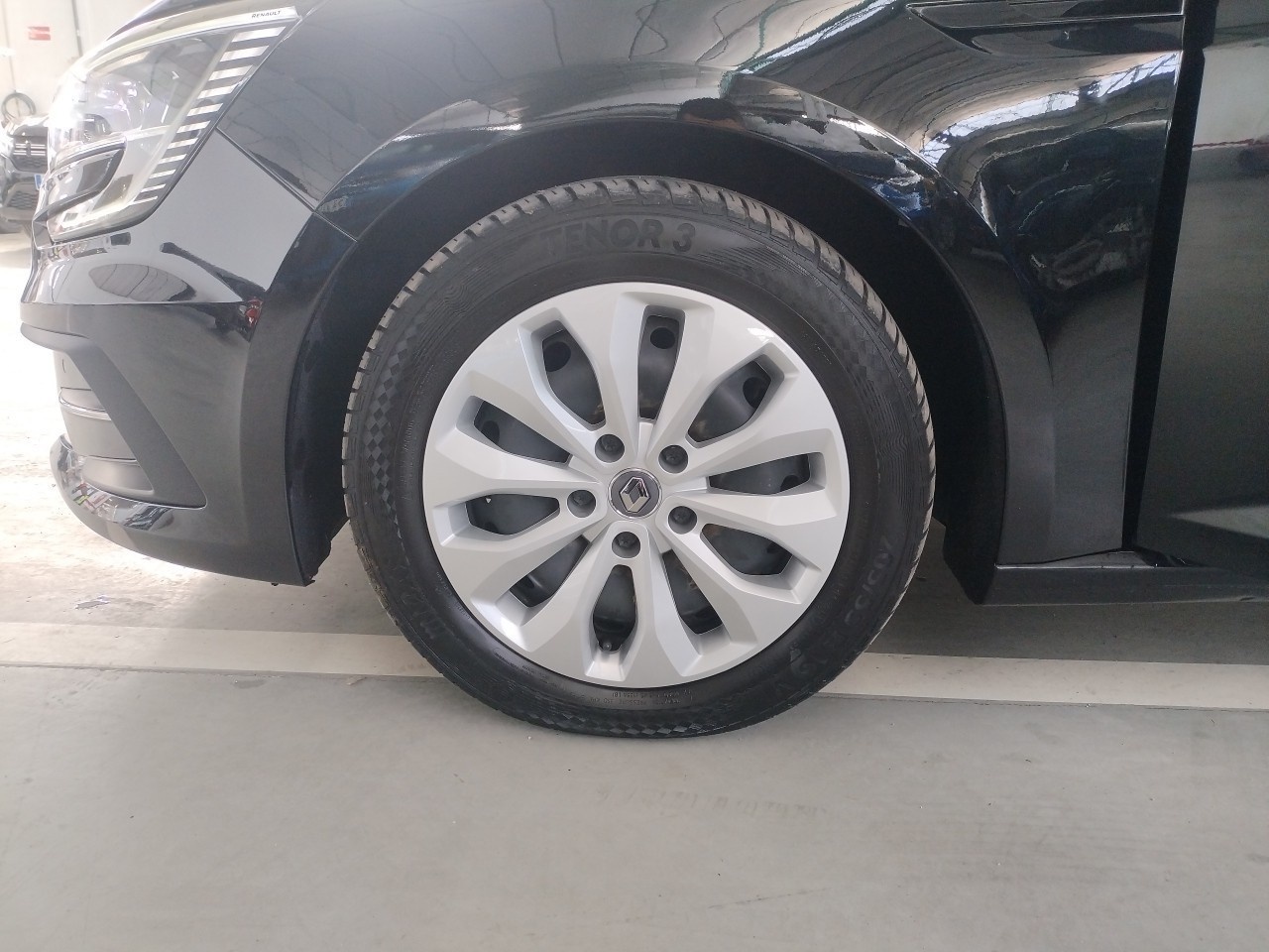 Renault Megane Life Blue dCi 85 kW (115 CV) - 10