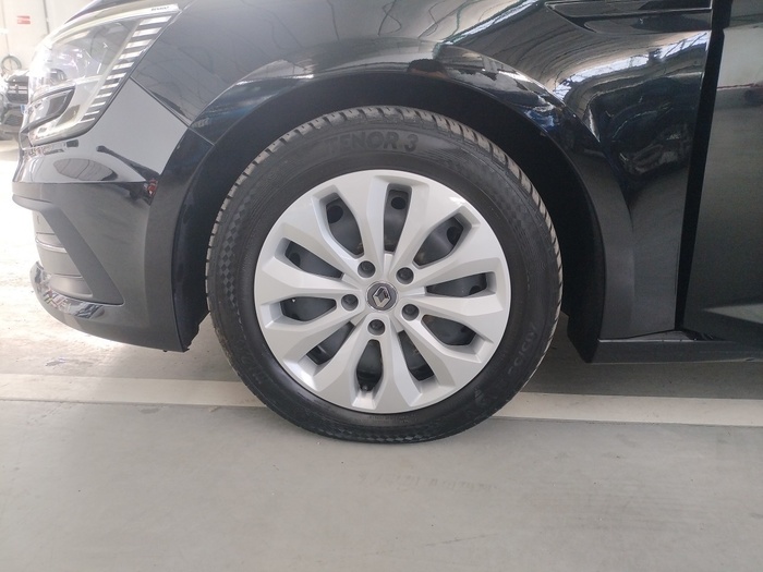 Renault Megane Life Blue dCi 85 kW (115 CV) - 10 Renault Megane Life Blue dCi 85 kW (115 CV) - 10